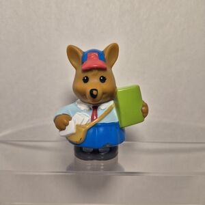 Fisher Price Little People Animalville Kangaroo Rita Letta Mailman Figure 2009